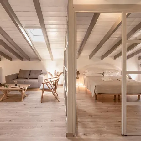 Apartment Pentanemi Loft, Corfu Old Town