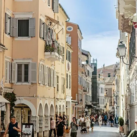 Pentanemi Loft, Corfu Old Town Apartment